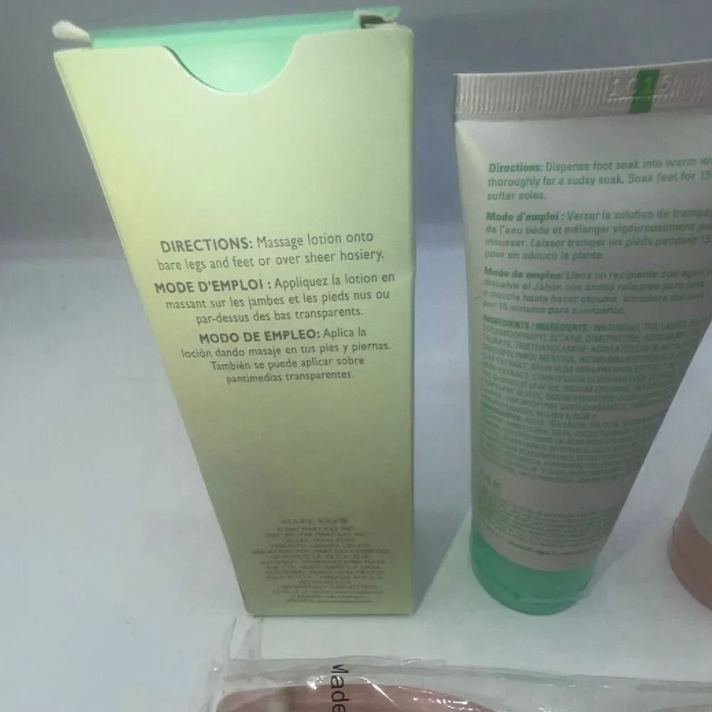 MARY KAY Mint Bliss Foot Care Set-3 Fl oz